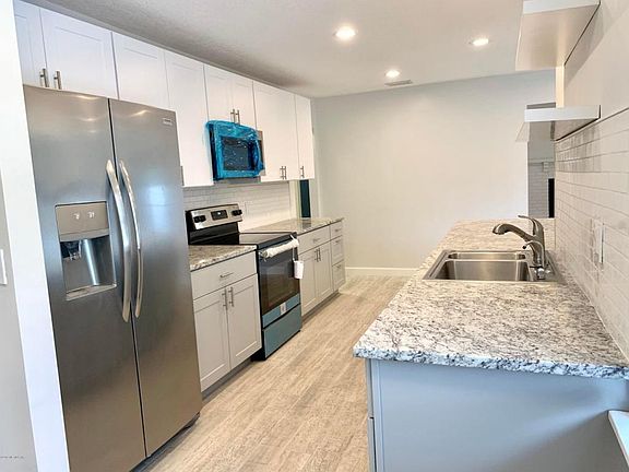 2nd image of 101 Cordova Reina Ct