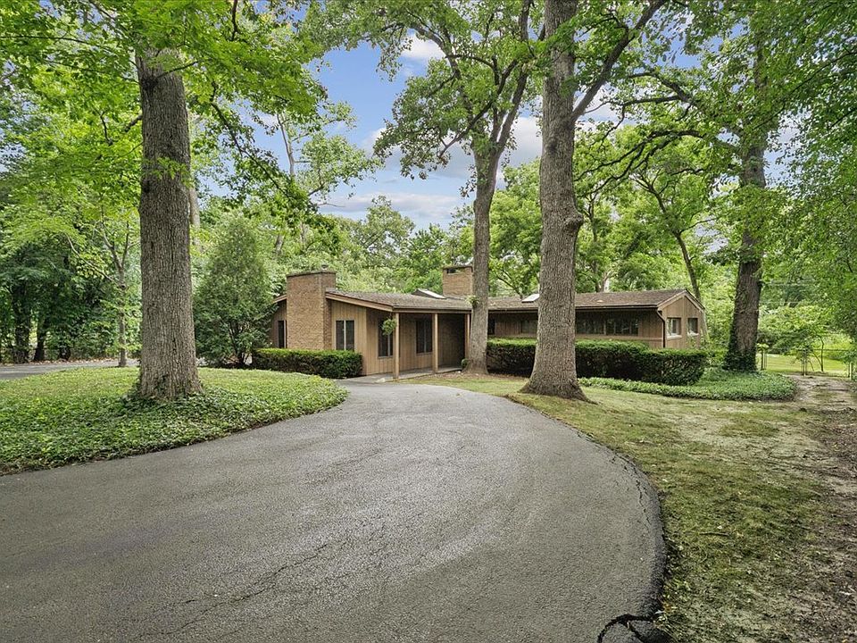 1st image of 1161 Valley Rd