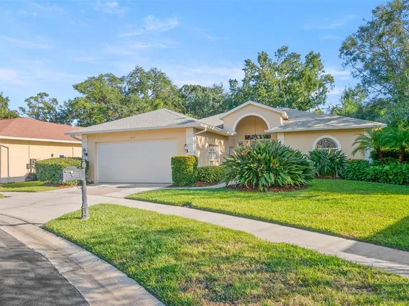 3045 Crest Dr, Clearwater, FL 33759