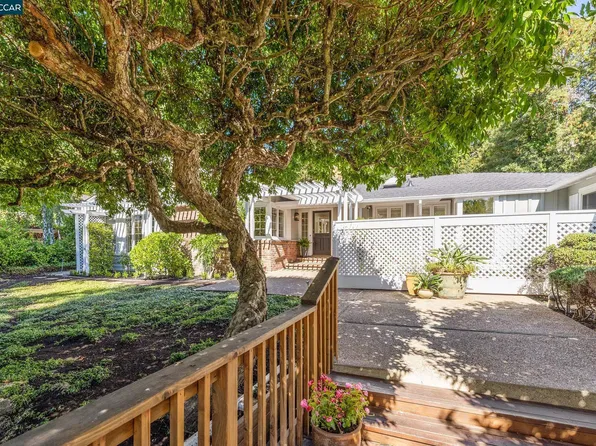 56 Davis Rd, Orinda, CA 94563