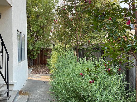 Private Pathway