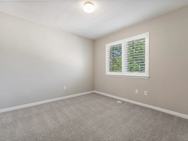 7168 S Kristilyn Ln — Photo 20