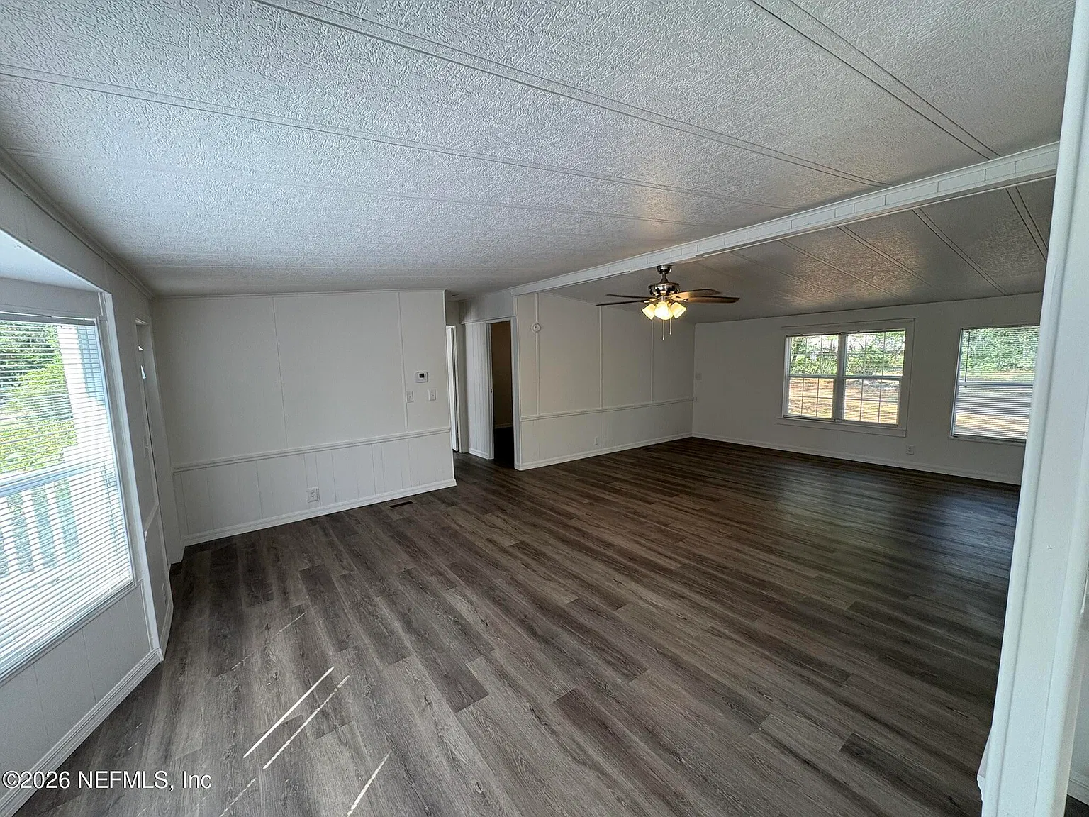 3 bed, 2.0 bath, 1496 sqft, $2,000 — Photo 3