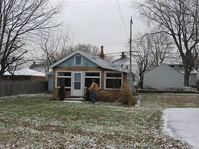 1st image of 303 E 246th St