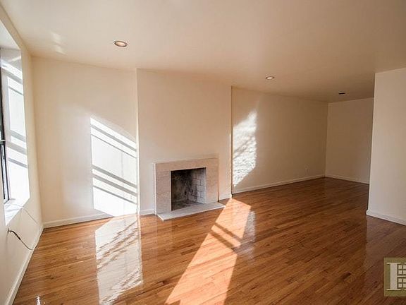 4th image of 441 E 6th St APT 4F