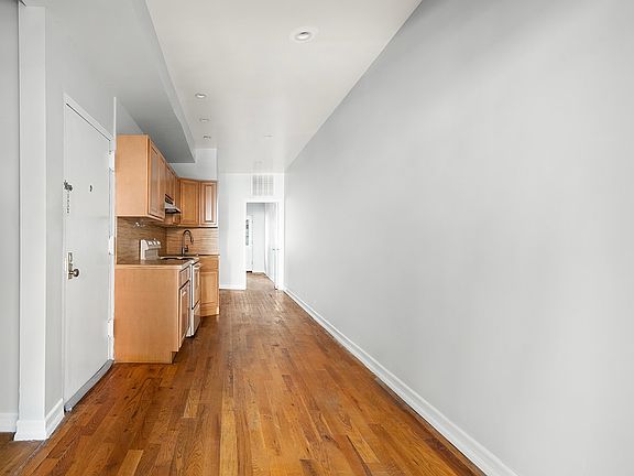5th image of 274 20th St APT 2R