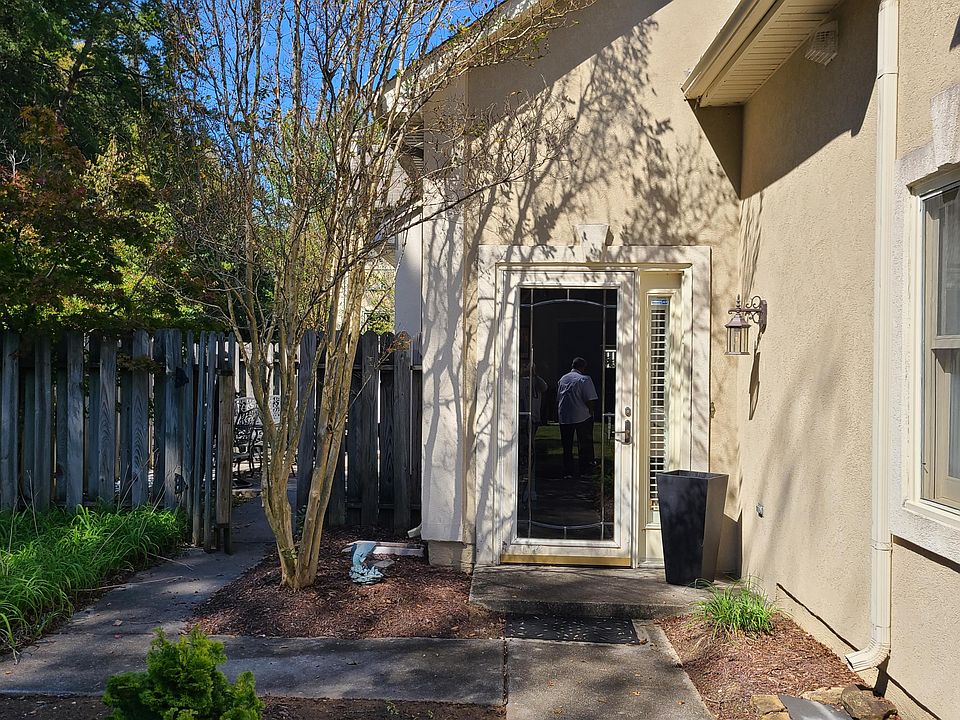 1st image of 8633 Boone Hall Ct