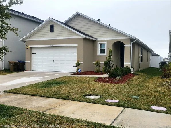 1598 Bull Hill Rd, Kissimmee, FL 34744
