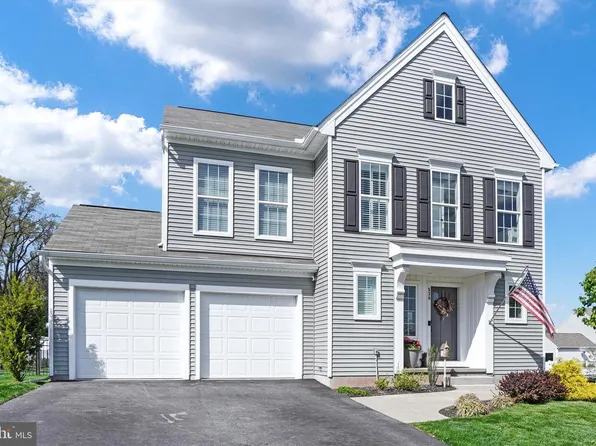 530 Lark Dr, York Haven, PA 17370