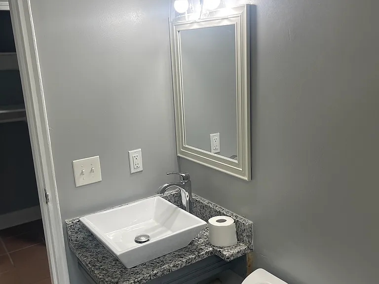 3610 Newton Ave #9 — Photo 13