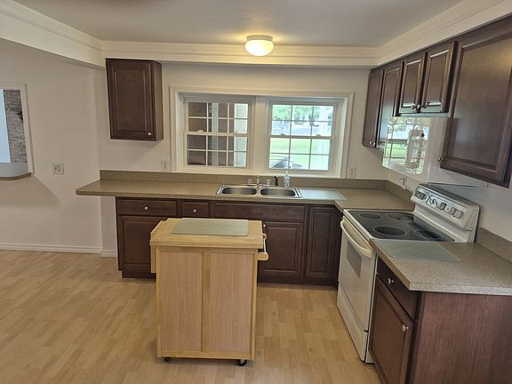2nd image of 10817 Catharpin Rd