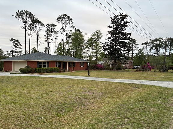 2nd image of 304 Azalea Blvd