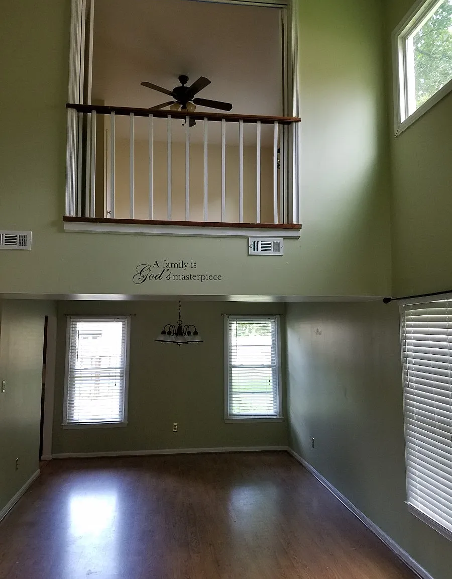 4 bed, 2.5 bath, 1960 sqft, $2,650 — Photo 2