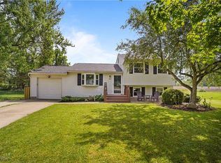 964 Kevin Dr, Kent, OH 44240