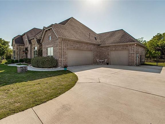 3rd image of 127 Parc Oaks Dr