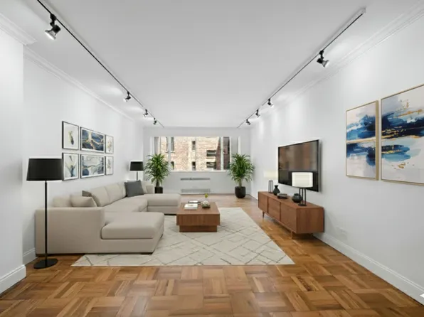 333 East 69th Street image 1 of 12