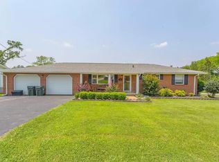 161 Clara Lee Dr, Rossville, GA 30741