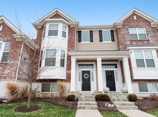 4346 Monroe Ave, Naperville, IL 60564
