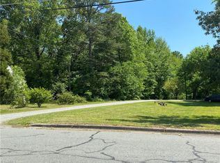 430 Quintas Ave, Burlington, NC 27215