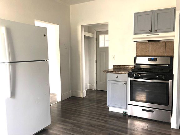 4th image of 710 W Michigan Ave #710