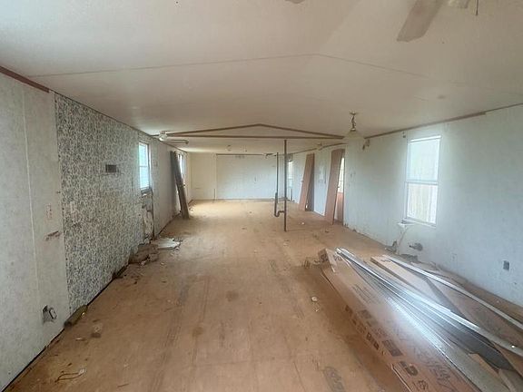 2nd image of 7833 Courthouse Rd