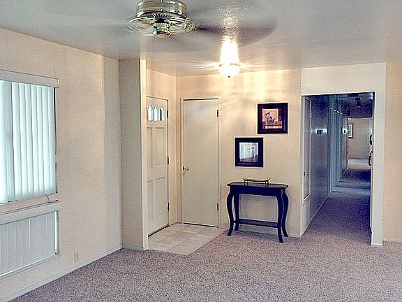 5th image of 410 Parkview Ave