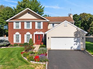 7 Joseph Drive, Lincroft, NJ 07738
