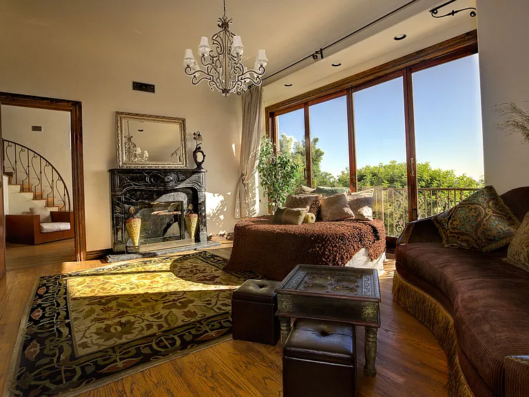 6925 Los Tilos Rd — Photo 22