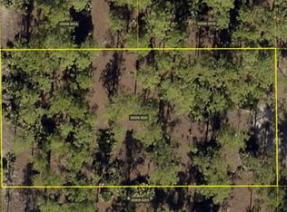 820 Columbus Ave, Lehigh Acres, FL 33972