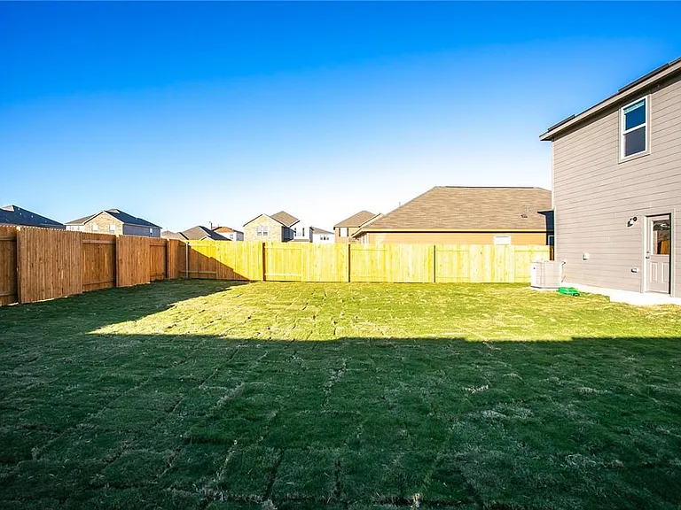 19024 Quiet Range Dr — Photo 30