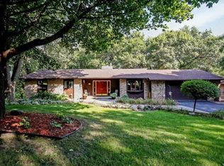 500 Woodland Dr, Burnsville, MN 55337