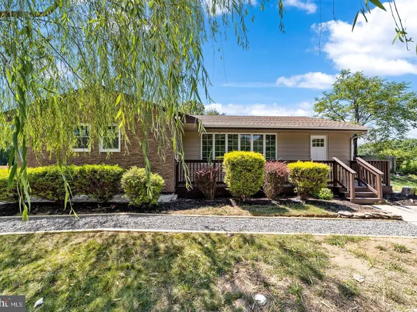 239 N Hook Rd, Pennsville, NJ 08070
