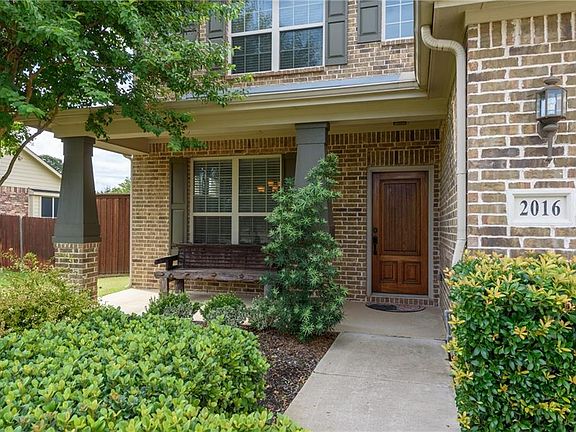 5th image of 2016 Fairmount Park Dr