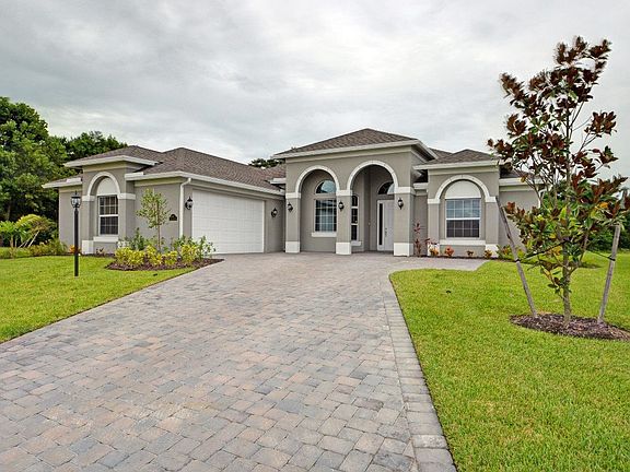 2nd image of 755 Fortunella Cir SW