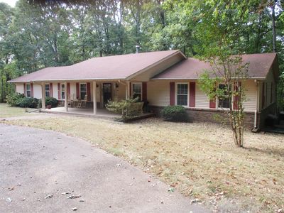 1073 W Point Rd, Lawrenceburg, TN, 38464