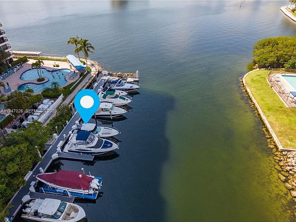 3rd image of 3575 Mystic Pointe Dr #7