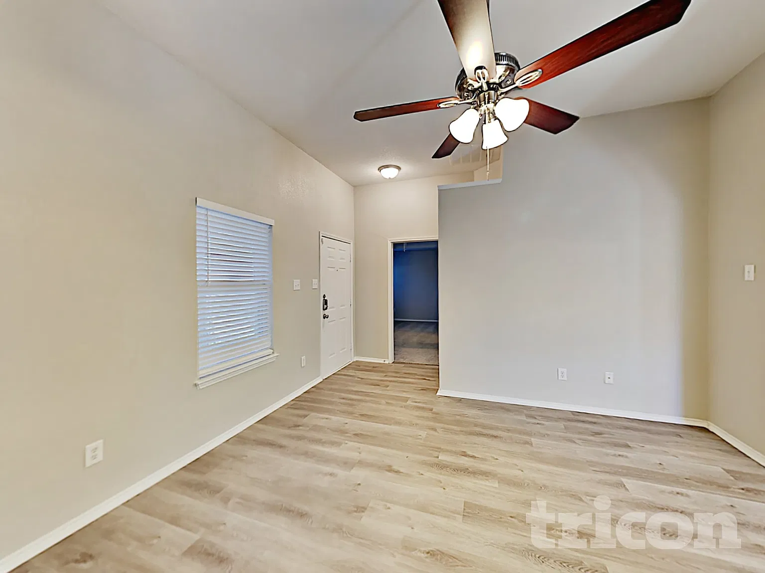 2414 Portland Drive Arlington TX — Photo 4
