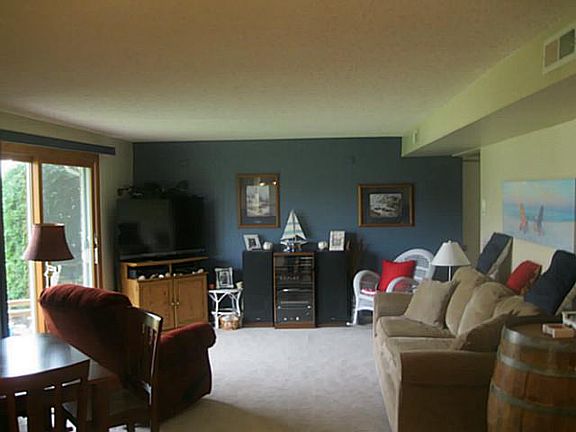 3rd image of 60 Foxberry Dr #A