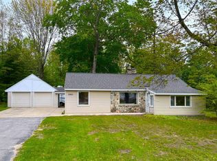 8921 Us Highway 31, Grawn, MI