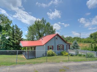 309 Sullivan St, Radford, VA 24141