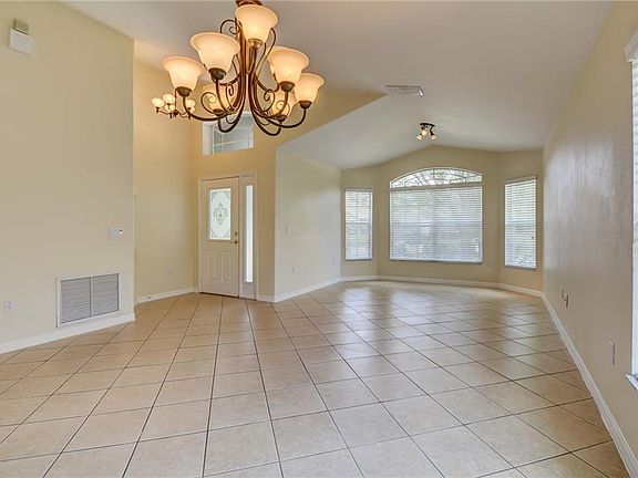 5th image of 3072 Verbena Dr