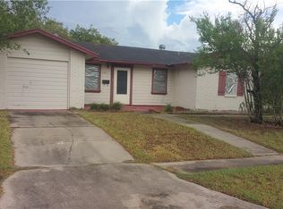 202 Candlewood St, Kingsville, TX 78363
