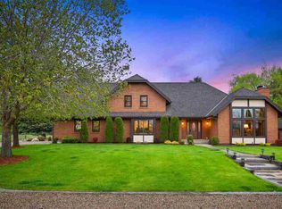 37526 N Grove Rd, Deer Park, WA 99006