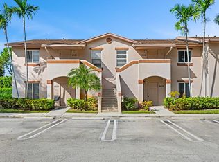 4534 Oak Terrace Dr, Greenacres, FL 33463