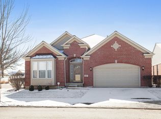 9237 Dunmore Dr, Orland Park, IL 60462