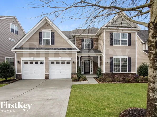 9808 Loughlin Ln, Charlotte, NC 28273