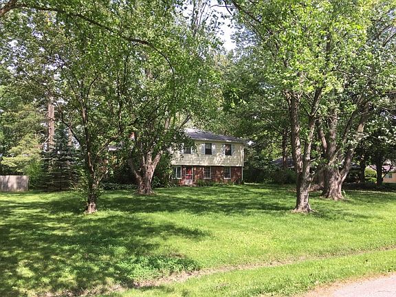 3rd image of 9417 Nora Ln