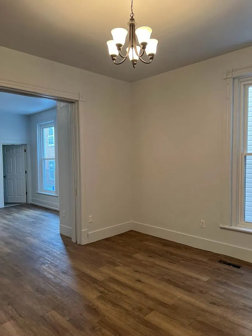 139 South 9th Street — Photo 2