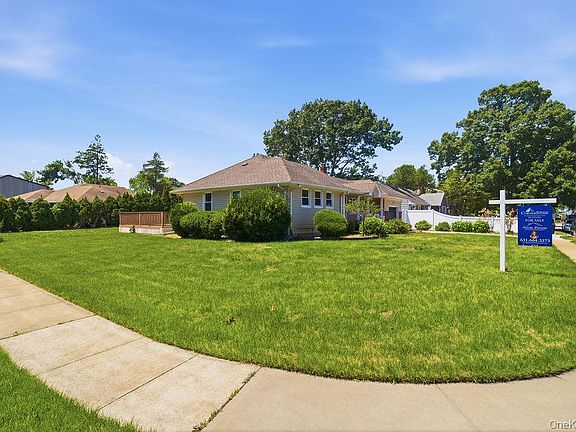 2nd image of 2934 Kinloch Road