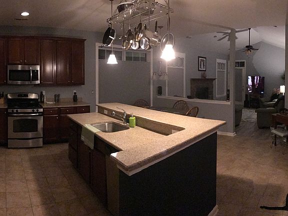 2nd image of 325 Damiano Way